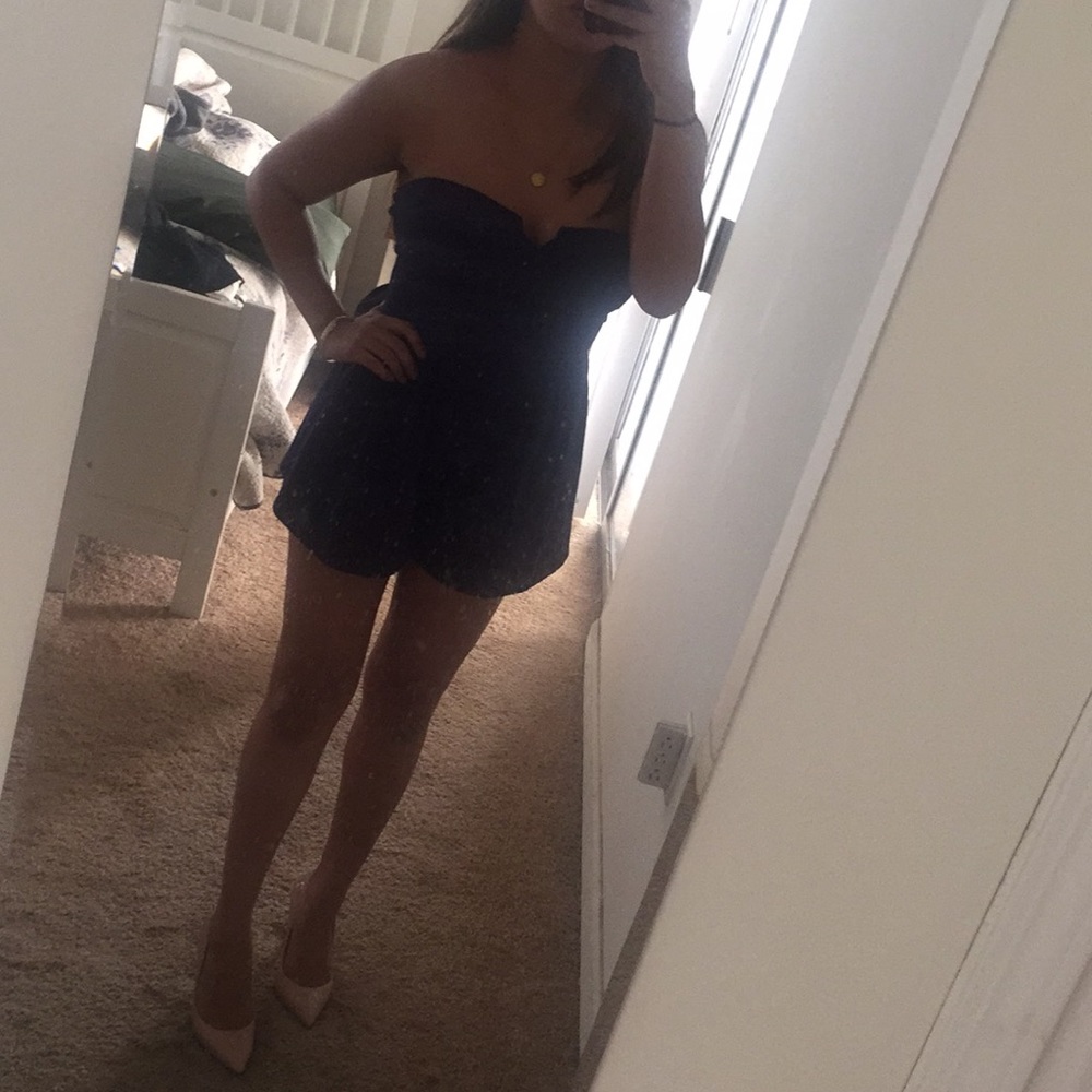 NWT SugarLips Navy Blue Sweetheart Neck Romper🎉 - Picture 2 of 7